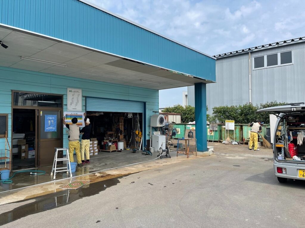 暑中お見舞い申し上げます