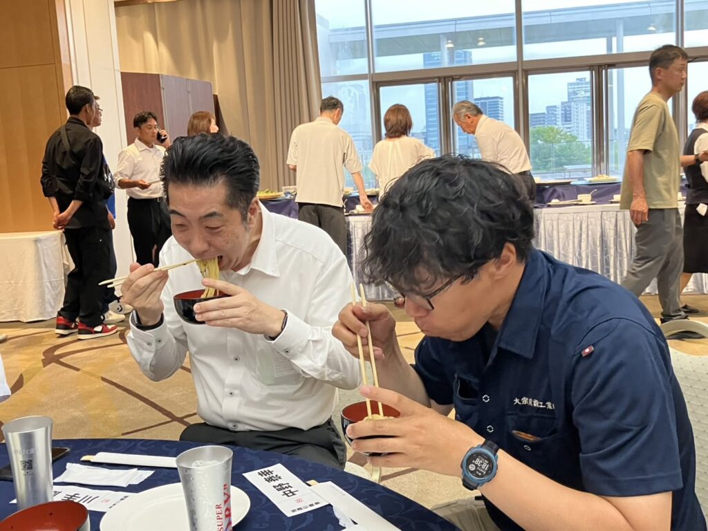 納涼会①
食欲そそる料理