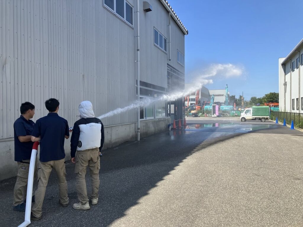 消火訓練を実施